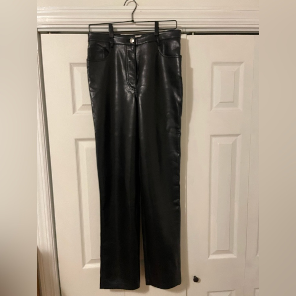 ARITIZIA, Wilfred, size 8, black leather pants